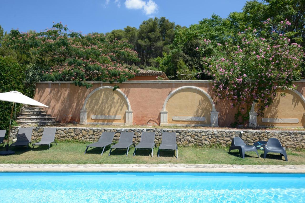 מלון Ventabren Le Pool House - Private Jacuzzi - Mas Des Sous Bois מראה חיצוני תמונה