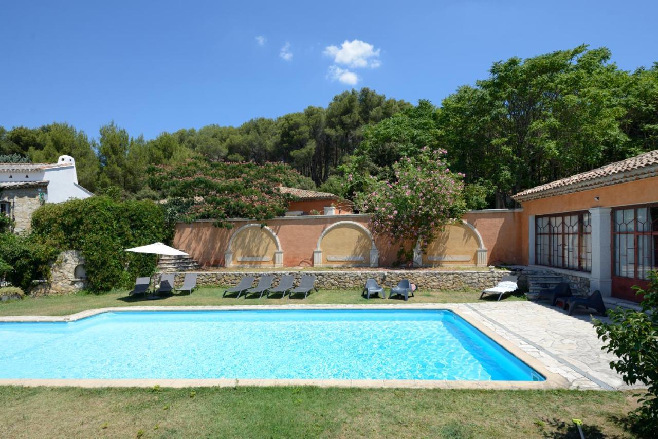 מלון Ventabren Le Pool House - Private Jacuzzi - Mas Des Sous Bois מראה חיצוני תמונה