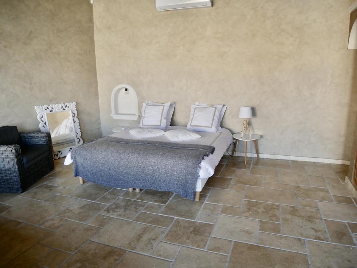 מלון Ventabren Le Pool House - Private Jacuzzi - Mas Des Sous Bois מראה חיצוני תמונה